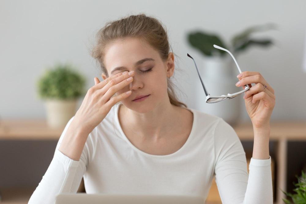 What Are the Symptoms of Peripheral Vision Loss?
